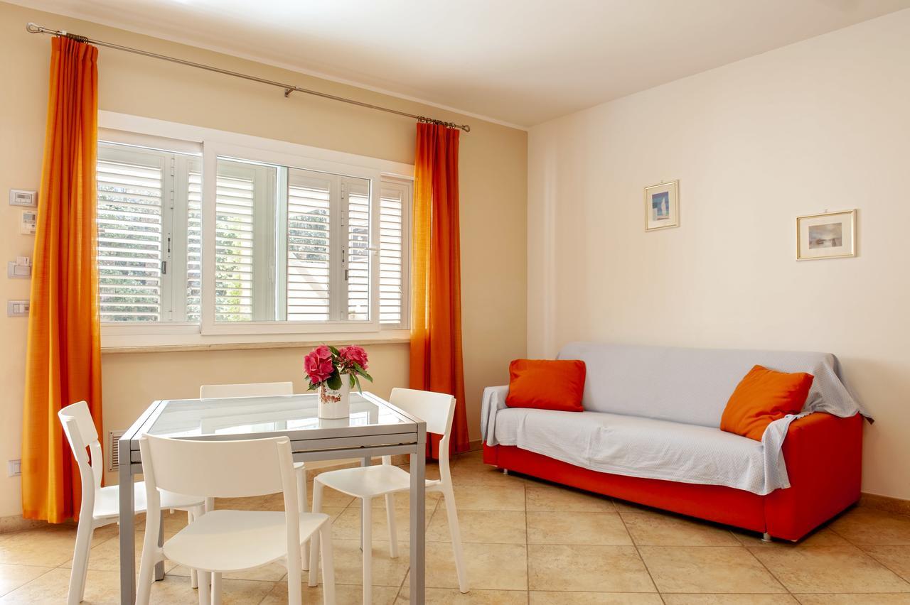 Residence Villa Lo Scoglietto San Vincenzo Buitenkant foto