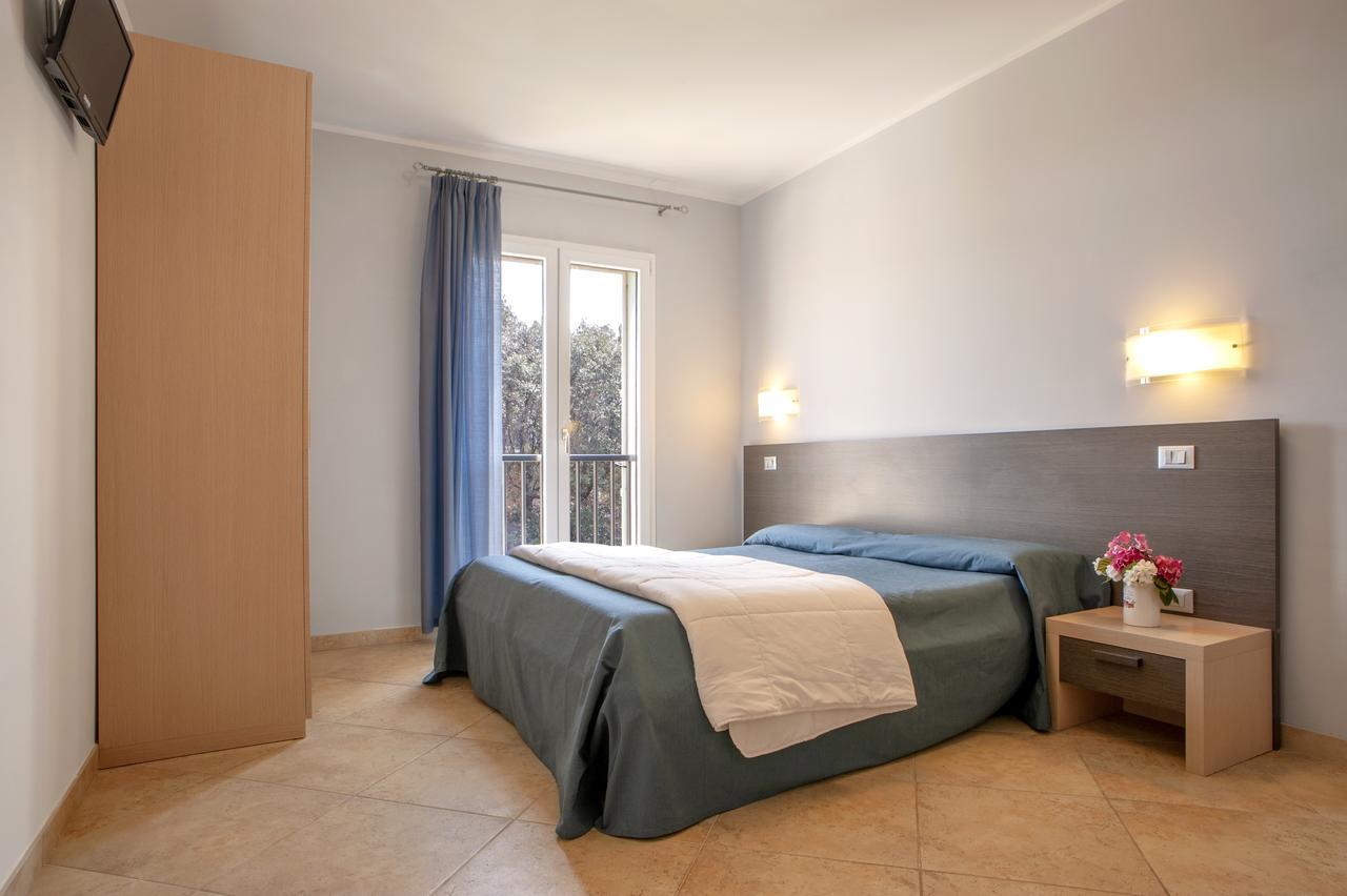 Residence Villa Lo Scoglietto San Vincenzo Buitenkant foto